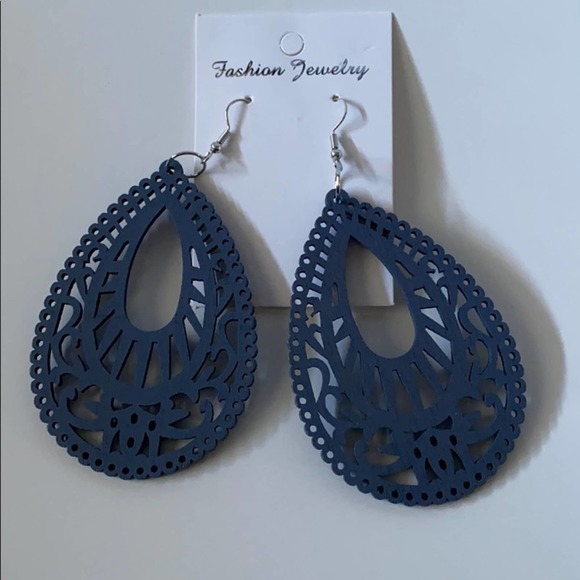 Trendy Blue Water Drop Carved Hollow Wood Earrings - Picture 3 of 5